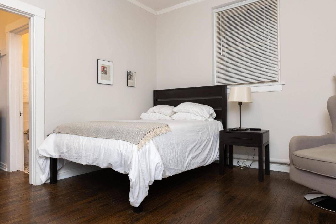 Апартаменты Frontdesk Open Studio Apt Near Promontory Point Чикаго Экстерьер фото