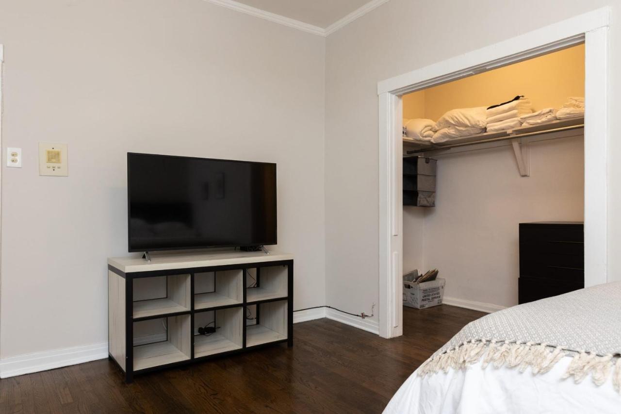 Апартаменты Frontdesk Open Studio Apt Near Promontory Point Чикаго Экстерьер фото